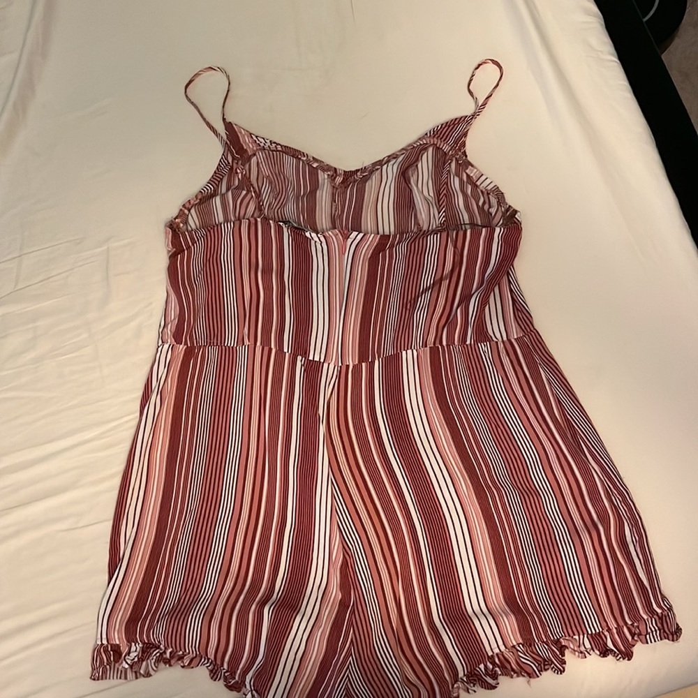 ROMPER - Picture 2 of 2